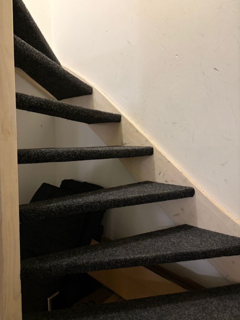 Stairwell and building cleaning by CSM Service